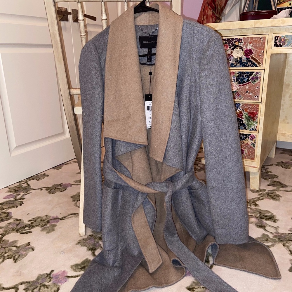 NEW WITH TAG BCBGMAXAZRIA XS WOOL COAT